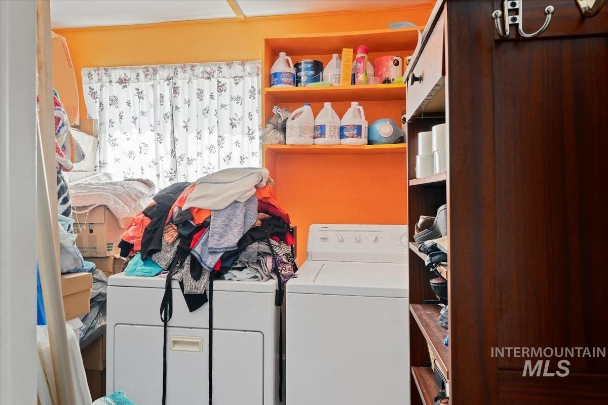 Nampa, Idaho 83686, United States, 2 Bedrooms Bedrooms, ,1 BathroomBathrooms,Residential,Pending,102250