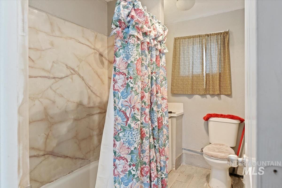 Nampa, Idaho 83686, United States, 2 Bedrooms Bedrooms, ,1 BathroomBathrooms,Residential,Pending,102250