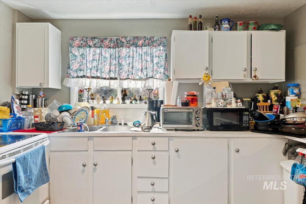 Nampa, Idaho 83686, United States, 2 Bedrooms Bedrooms, ,1 BathroomBathrooms,Residential,Pending,102250