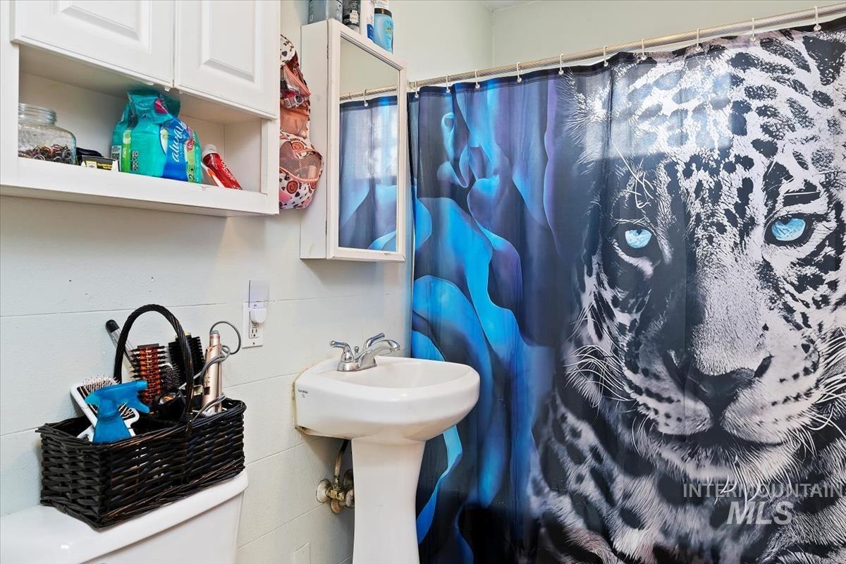 Nampa, Idaho 83686, United States, 2 Bedrooms Bedrooms, ,1 BathroomBathrooms,Residential,Pending,102250