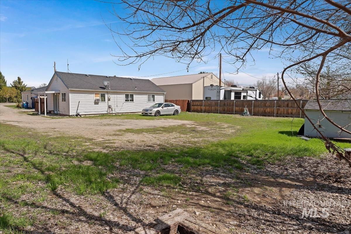 Nampa, Idaho 83686, United States, 2 Bedrooms Bedrooms, ,1 BathroomBathrooms,Residential,Pending,102250