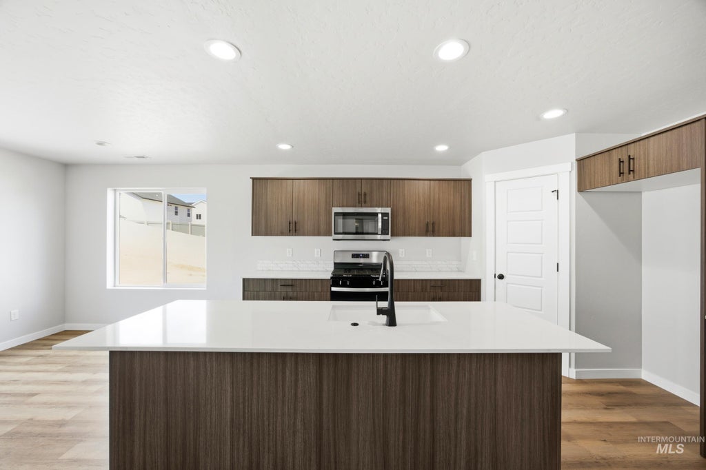 Photo of 5368 E Phelps Lake Dr, Nampa, ID 83687 (MLS # 99004988)
