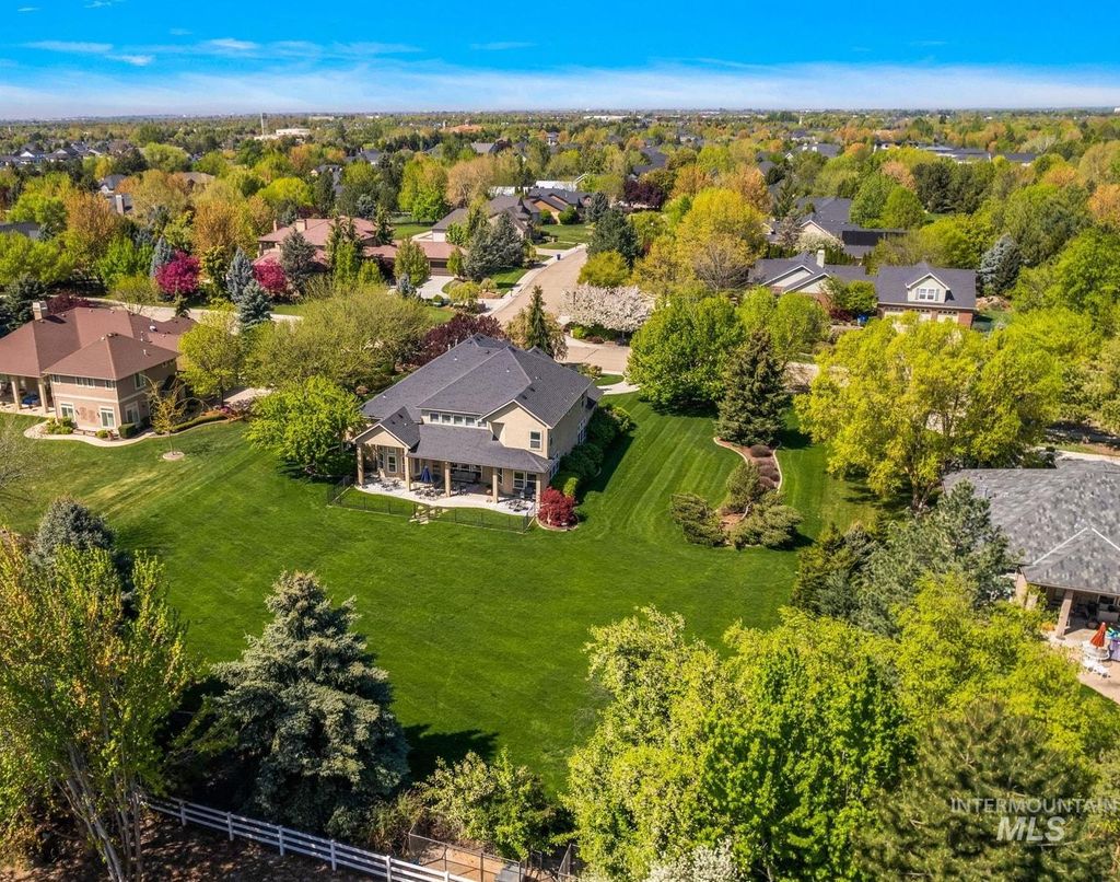 Photo of 3236 S Kingsbury Way, Eagle, ID 83616 (MLS # 98979440)