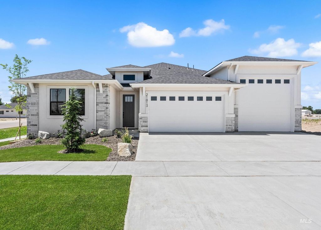 Photo of 21813 Chugach, Star, ID 83669 (MLS # 98994281)