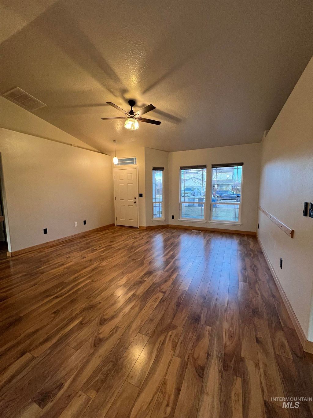 Photo of 3825 E Clear Springs Dr, Nampa, ID 83686 (MLS # 98973728)