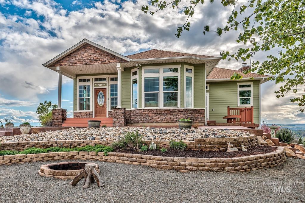 Photo of 1573 Loafer Lane, Weiser, ID 83672 (MLS # 98982394)