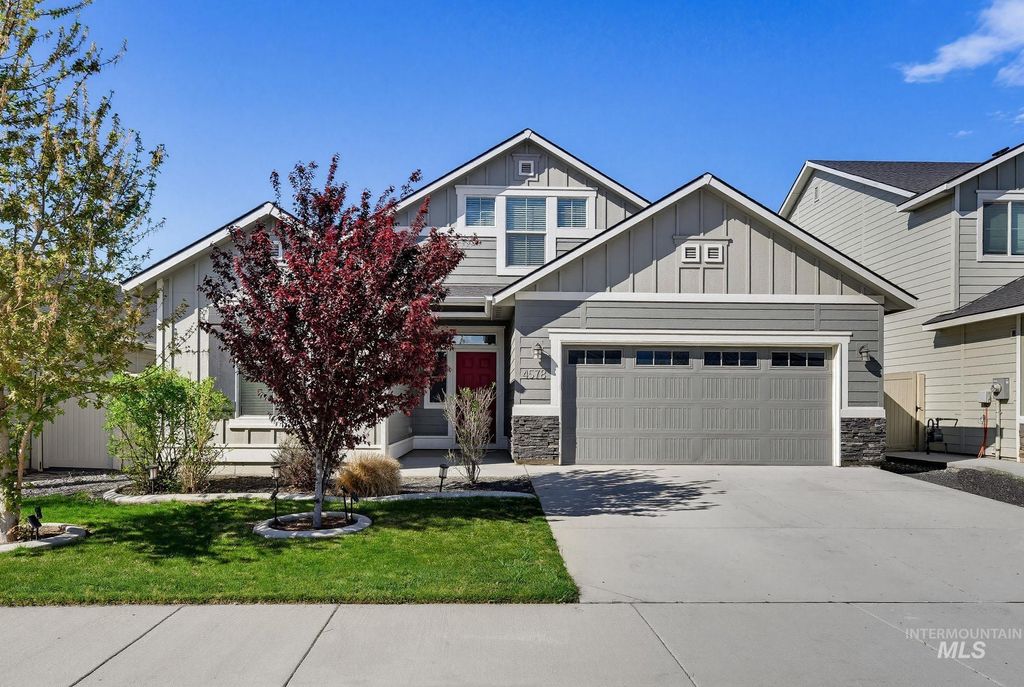Photo of 4578 W Silver River, Meridian, ID 83646 (MLS # 98982007)