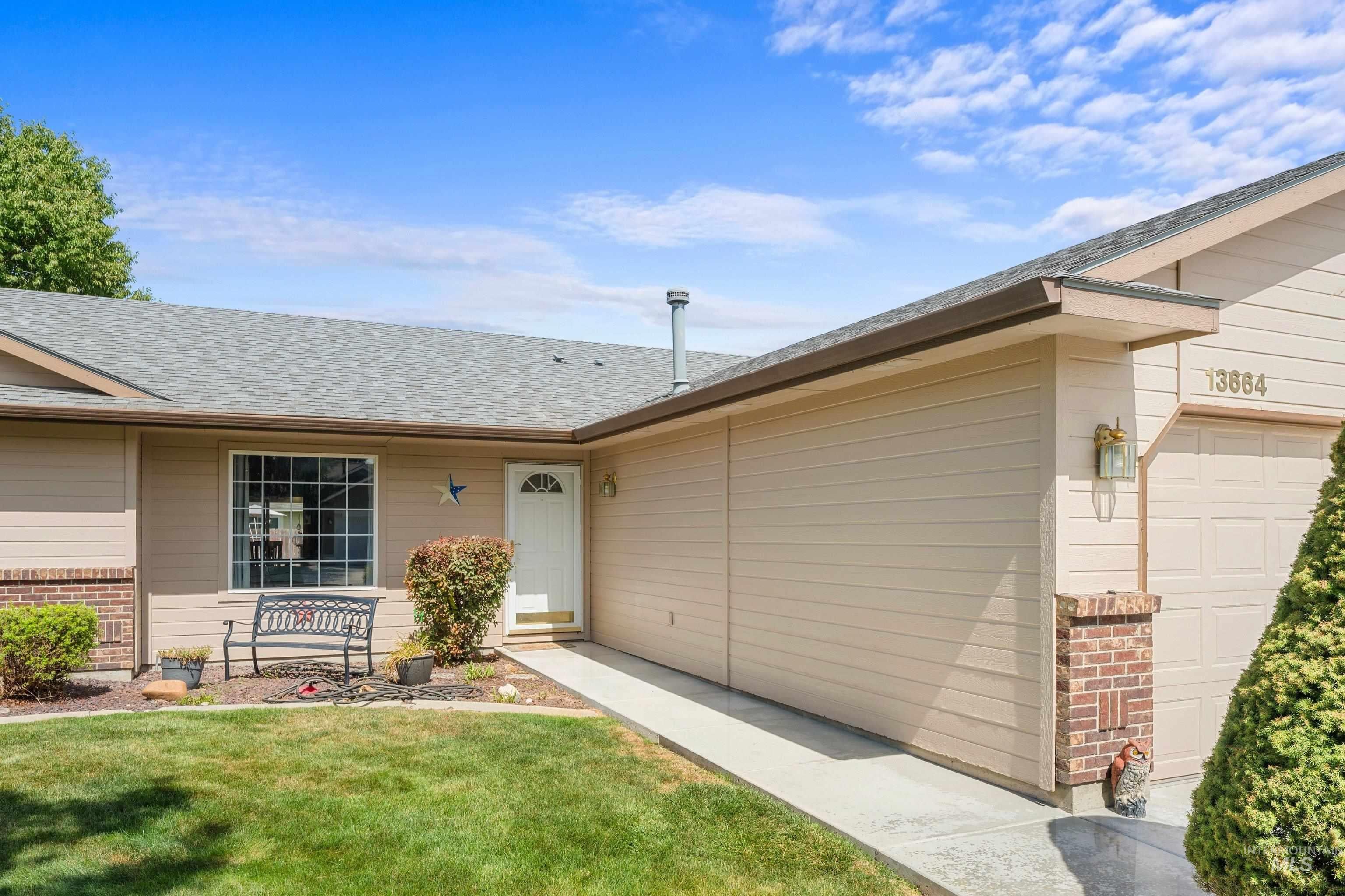 13664 W Meadowdale Dr