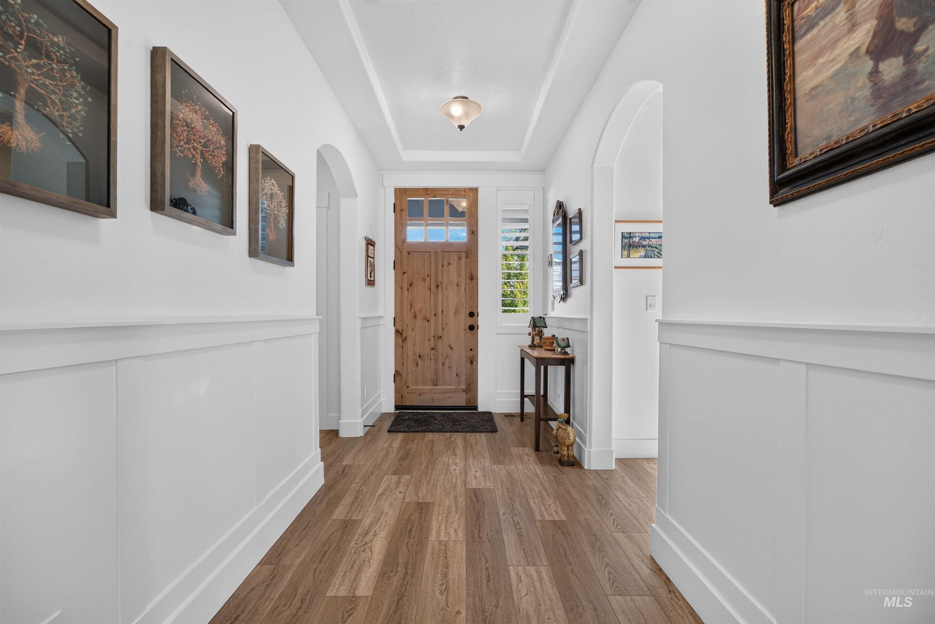 1297 W Six Shooter St