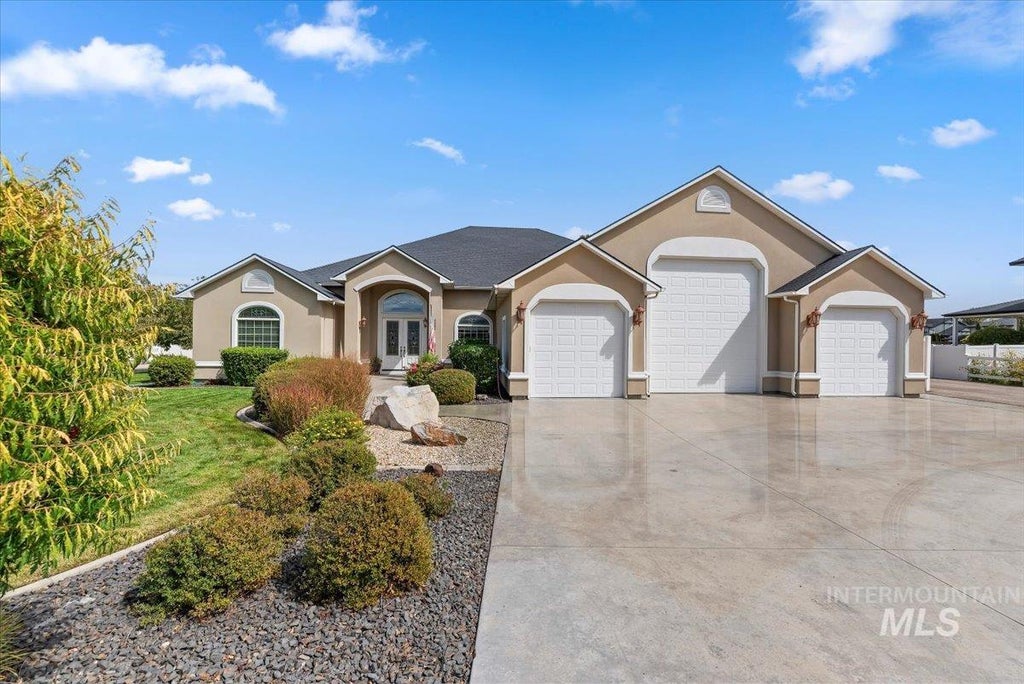 Photo of 6082 N Jericho Rd, Meridian, ID 83646 (MLS # 99000556)