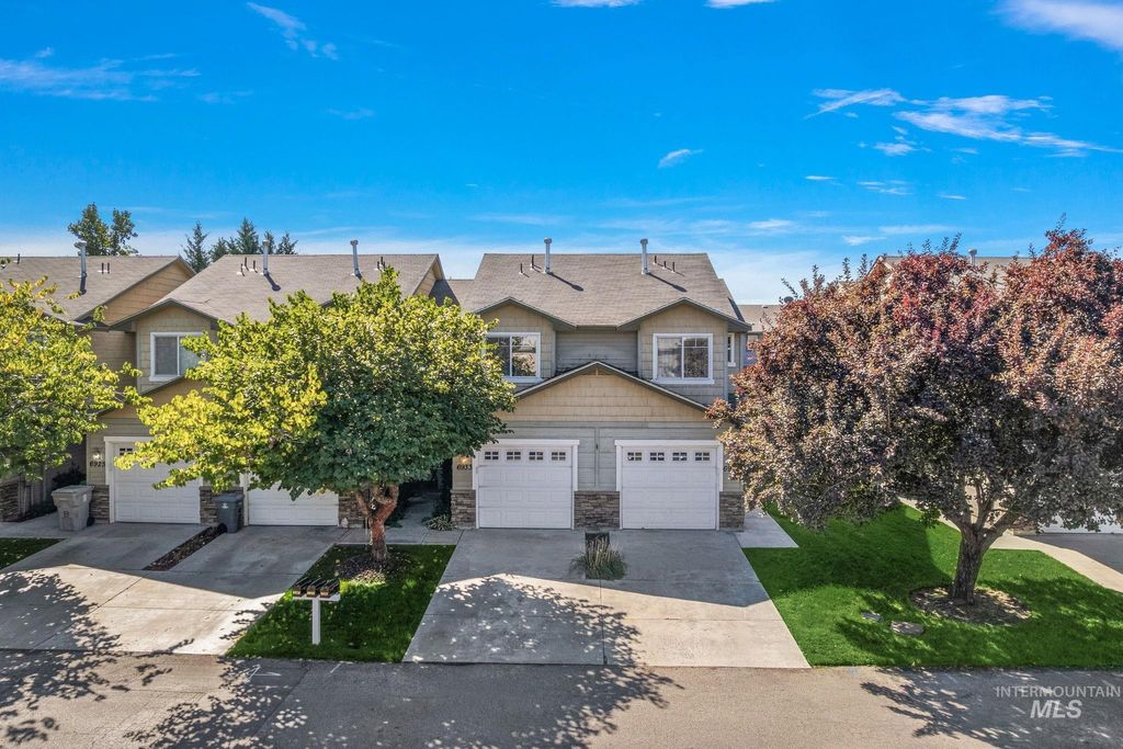 Photo of 6937 W Preece Ln, Boise, ID 83704 (MLS # 98974505)