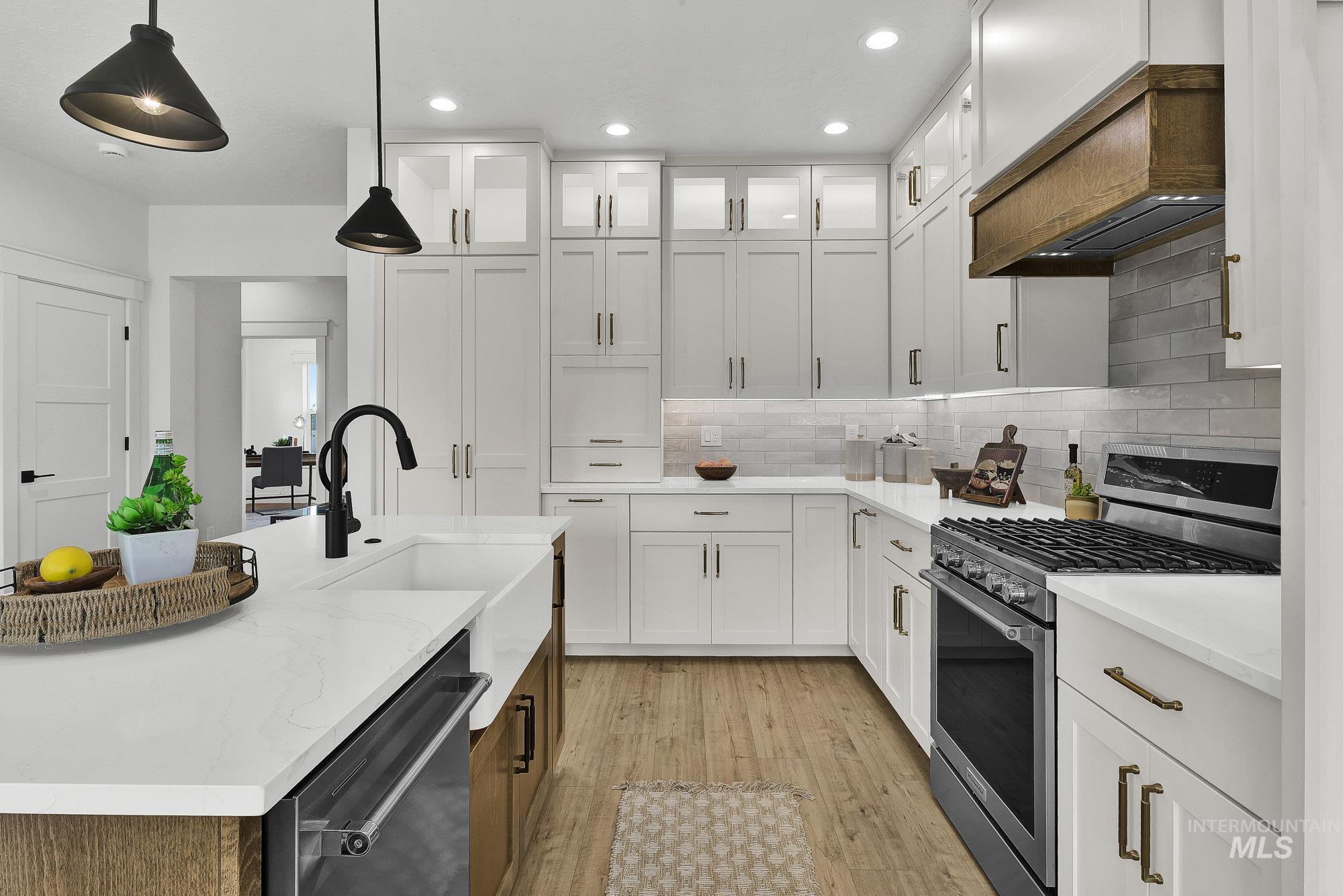 11623 W Black Dog Dr