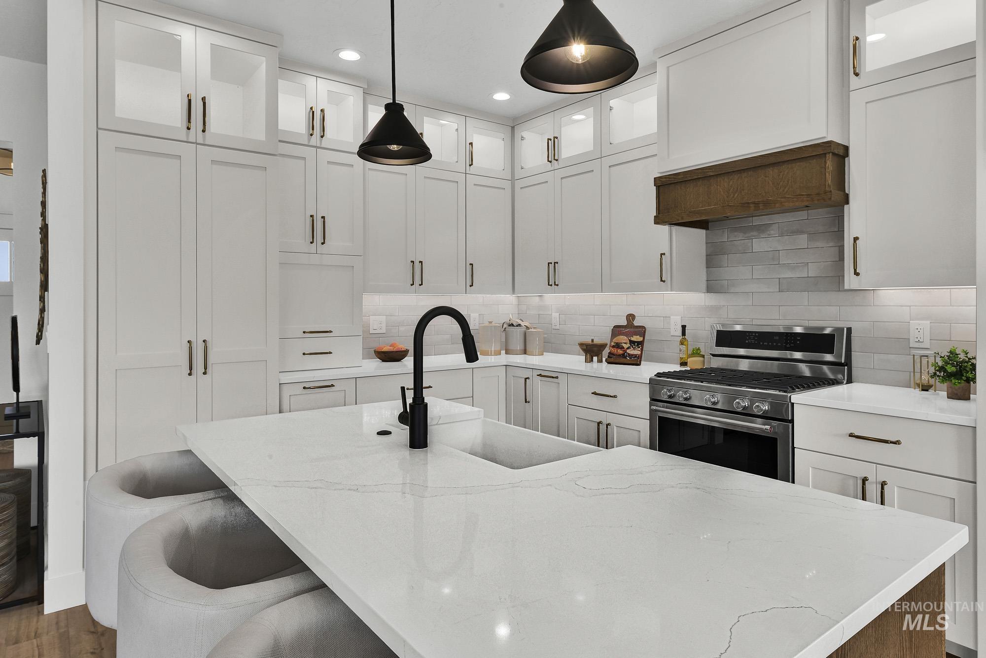 11623 W Black Dog Dr