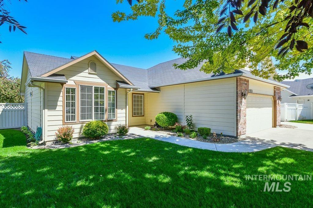 Photo of 2553 Runway Ct, Payette, ID 83661 (MLS # 98956674)