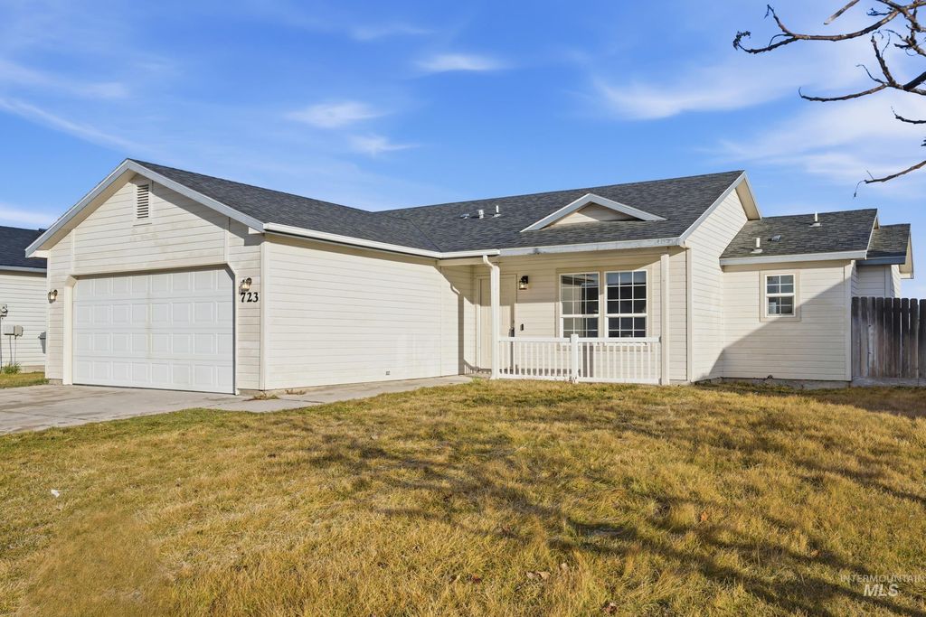Photo of 723 Trailside Dr, Caldwell, ID 83607 (MLS # 98975123)