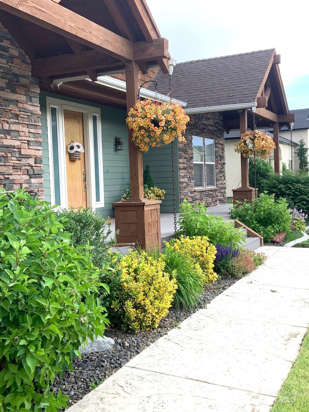 Photo of 1785 Walnut Ave, Fruitland, ID 83619 (MLS # 98976888)