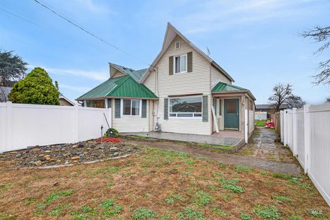 1266 Poplar St Clarkston WA 99403