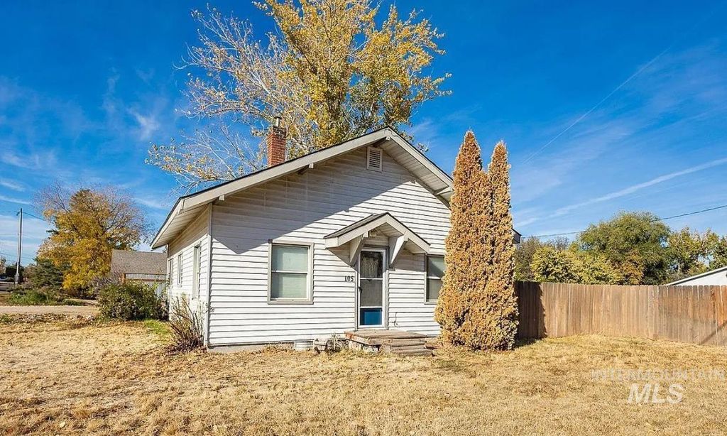 Photo of 105 N Midland Blvd, Nampa, ID 83651 (MLS # 98979556)