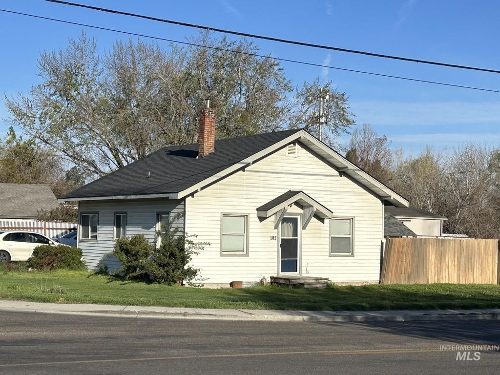Photo of 105 N Midland Blvd, Nampa, ID 83651 (MLS # 98979556)