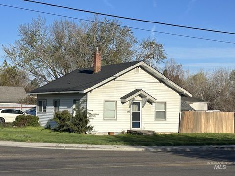 Photo of 105 N Midland Blvd, Nampa, ID 83651 (MLS # 98979556)