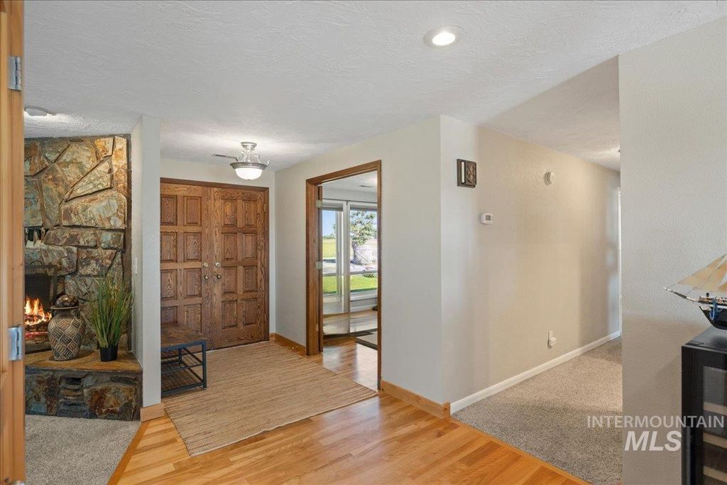 Photo of 2303 N Locust Grove, Kuna, ID 83634 (MLS # 98972806)