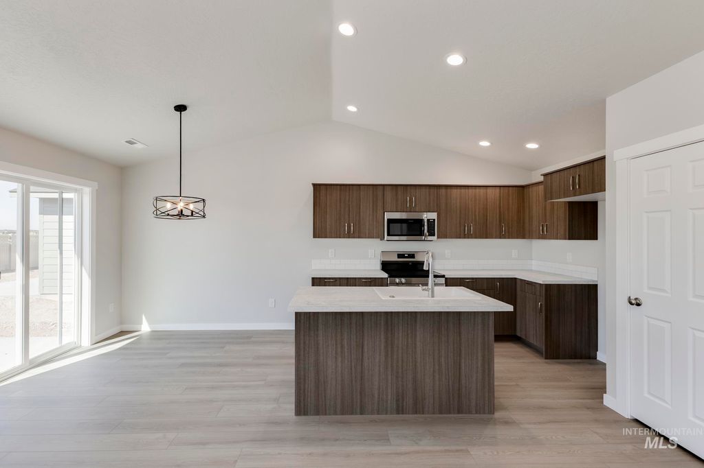 Photo of 5456 S Bittercreek Ave, Meridian, ID 83642 (MLS # 98974823)