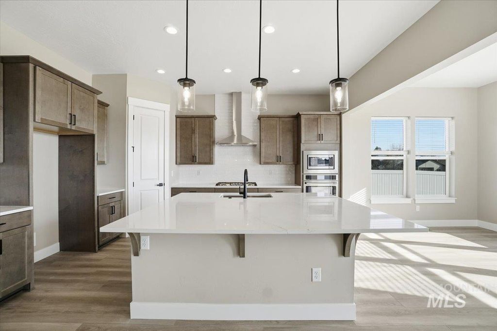 Photo of 2531 E Skokie St, Eagle, ID 83616 (MLS # 98974014)