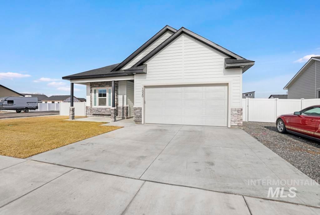 Photo of 1020 13th Street, Rupert, ID 83350 (MLS # 98973588)
