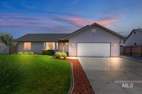 Photo of 2797 Paintbrush Dr, Twin Falls, ID 83301 (MLS # 98989212)