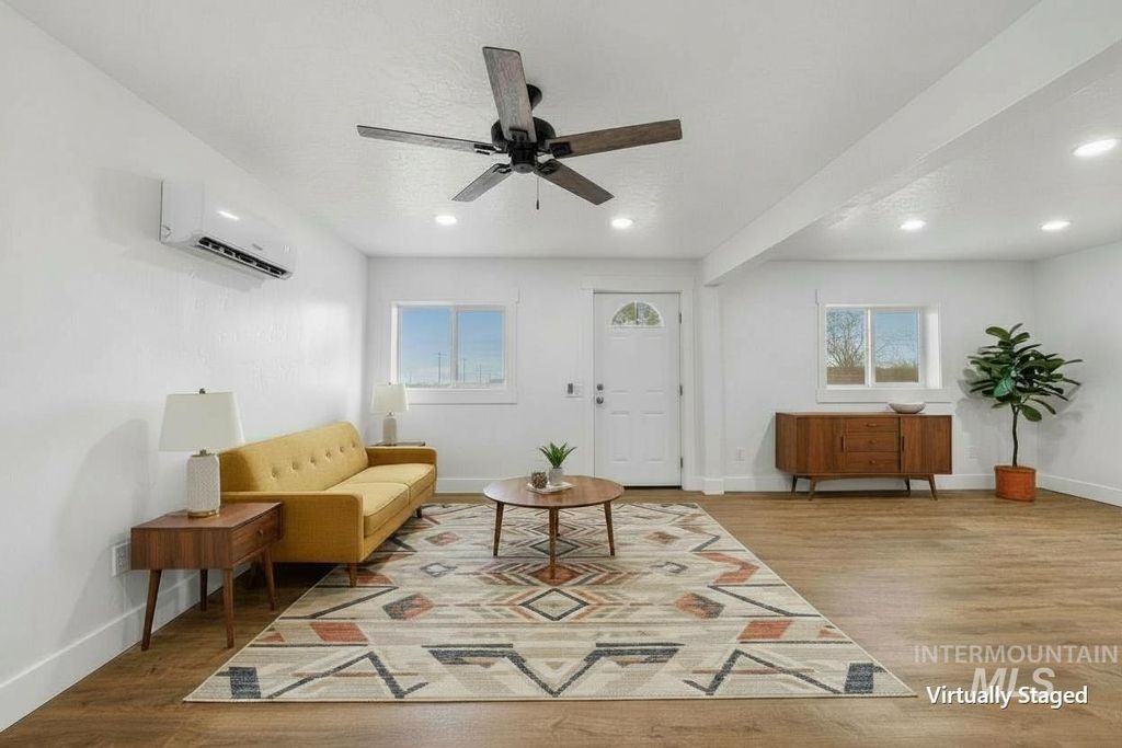 Photo of 480 Railroad Ave W Ave, Hansen, ID 83334 (MLS # 98982908)