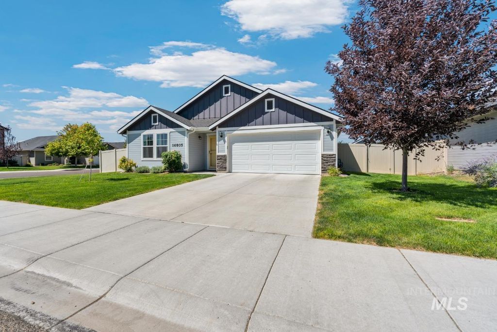 Photo of 16805 N Hopkinson Way, Nampa, ID 83687 (MLS # 98963383)
