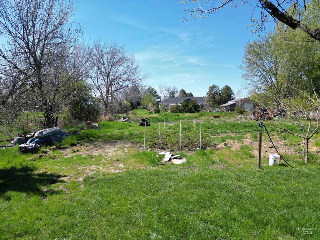 Photo of 221 N Union St, Star, ID 83669 (MLS # 98981600)