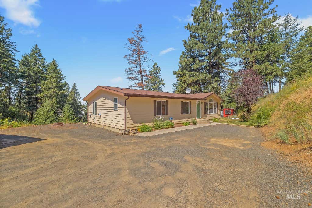 Photo of 40936 Bobcat Lane, Lewiston, ID 83501 (MLS # 98994232)