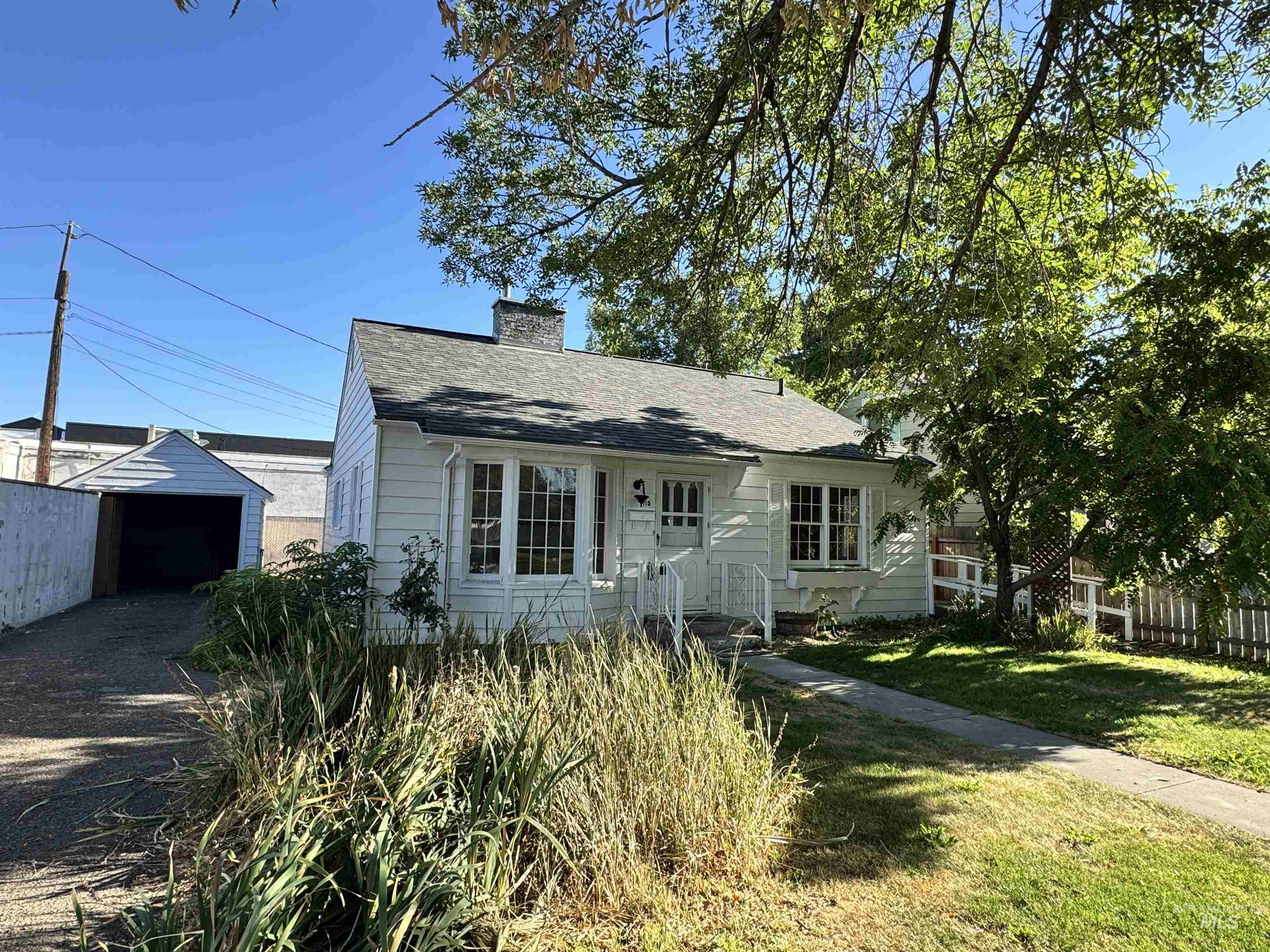 1115 11th Avenue East