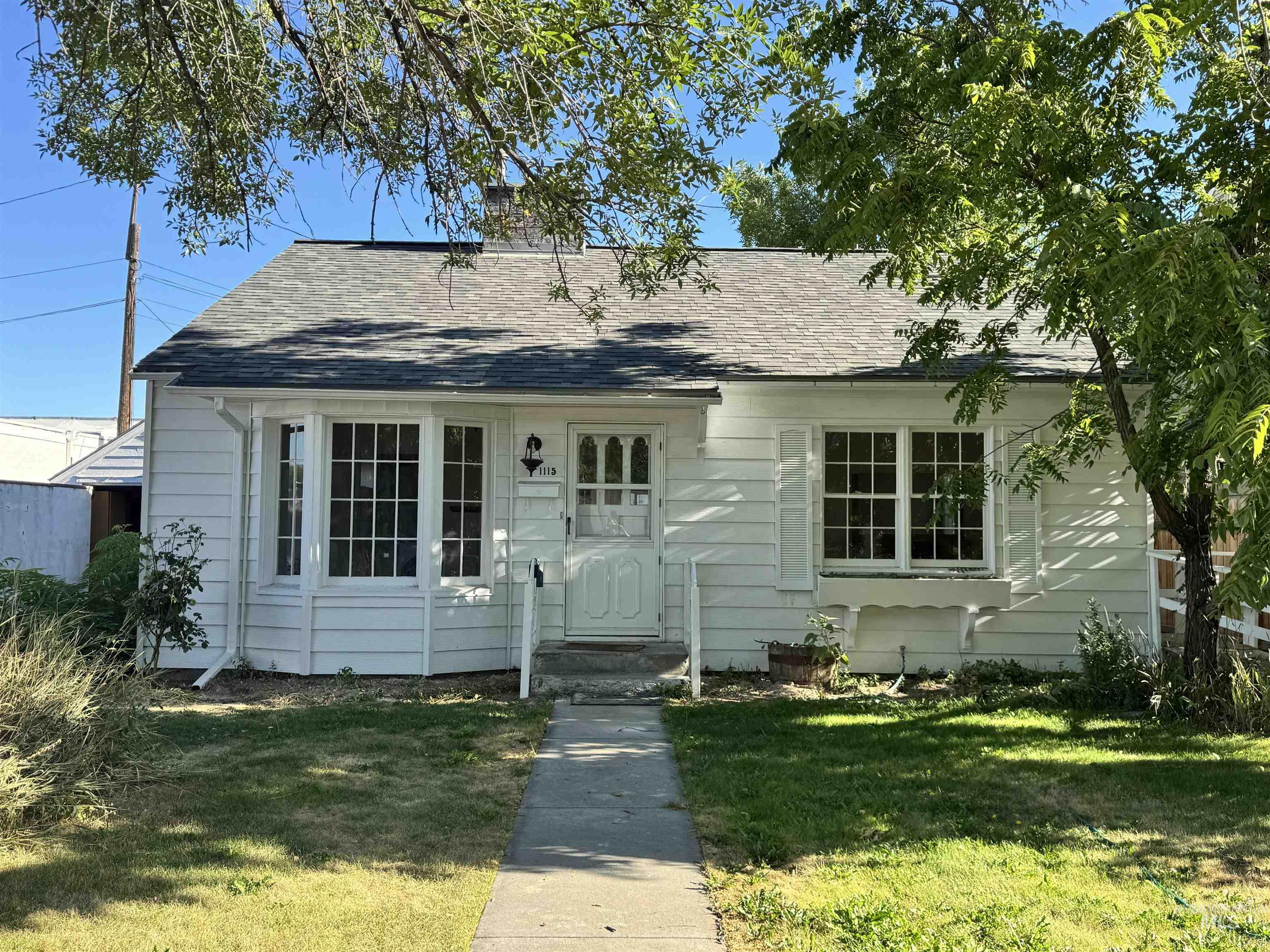 1115 11th Avenue East