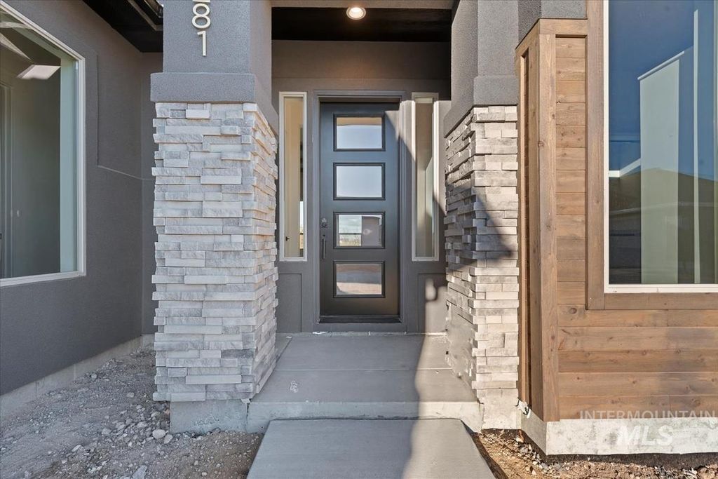 Photo of 11281 S Corballis Ln, Kuna, ID 83634 (MLS # 98966637)