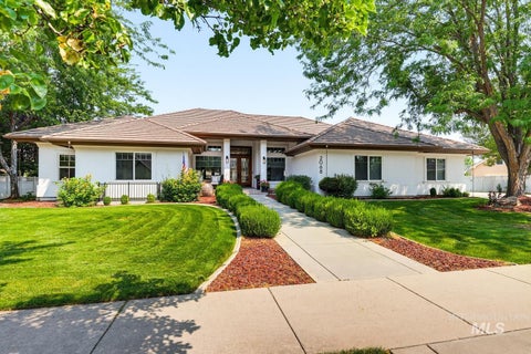 Photo of 2068 E Handel Ct, Meridian, ID 83646 (MLS # 98996504)