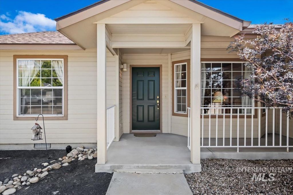 Photo of 6928 N Duncan Ln, Boise, ID 83714 (MLS # 98984302)