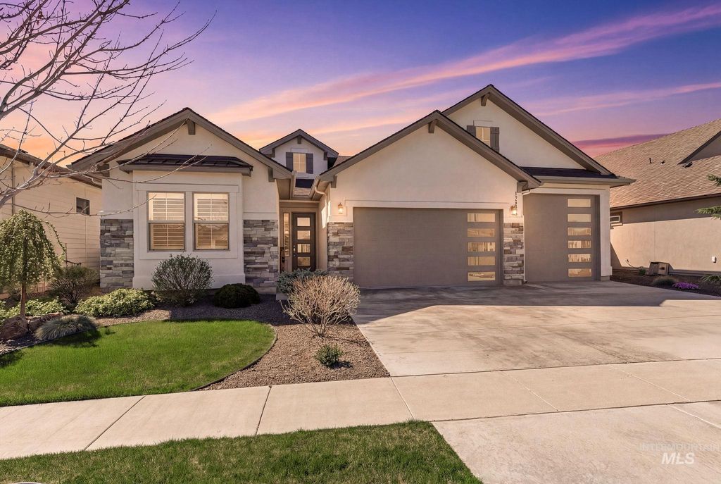 Photo of 12079 S Aves Place, Nampa, ID 83686 (MLS # 98981497)