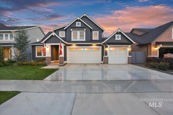 10393 MILLGRAIN ST, NAMPA, ID 83687 - Image ea3fb0248bc088a1e49e54e7f54b2841/202215808