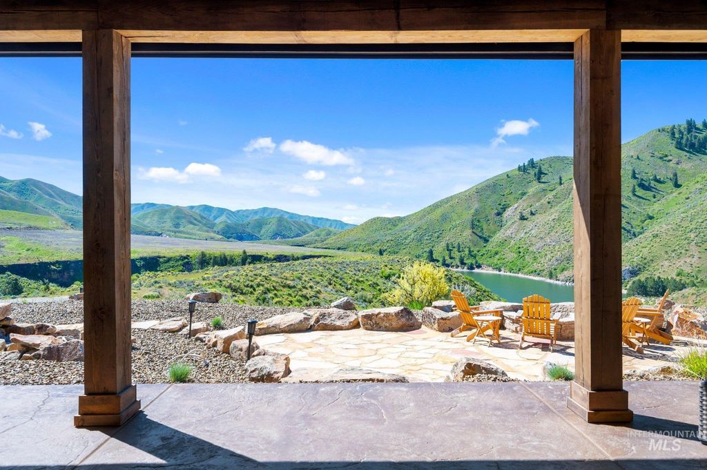 Photo of 48 Robie Springs Road, Boise, ID 83716 (MLS # 98982925)