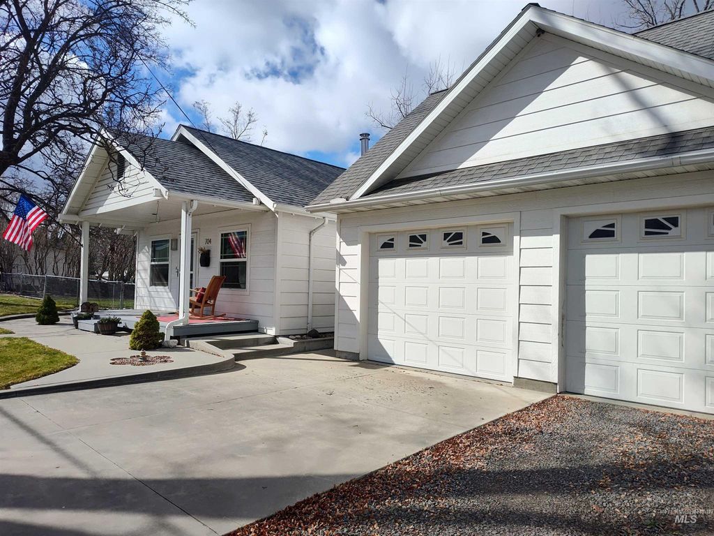 Photo of 704 S Hall Street, Grangeville, ID 83530 (MLS # 98977636)