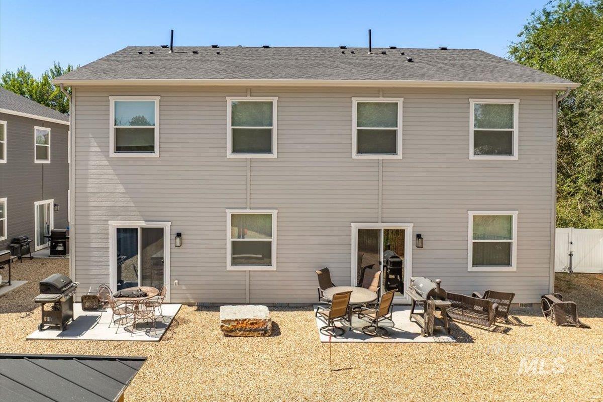 Parma, Idaho 83660, United States, 6 Bedrooms Bedrooms, ,6 BathroomsBathrooms,Residential,Active,158505