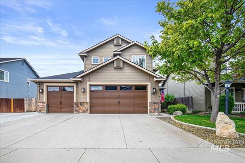 Photo of 6247 N Spurwing Way, Meridian, ID 83646 (MLS # 98983234)