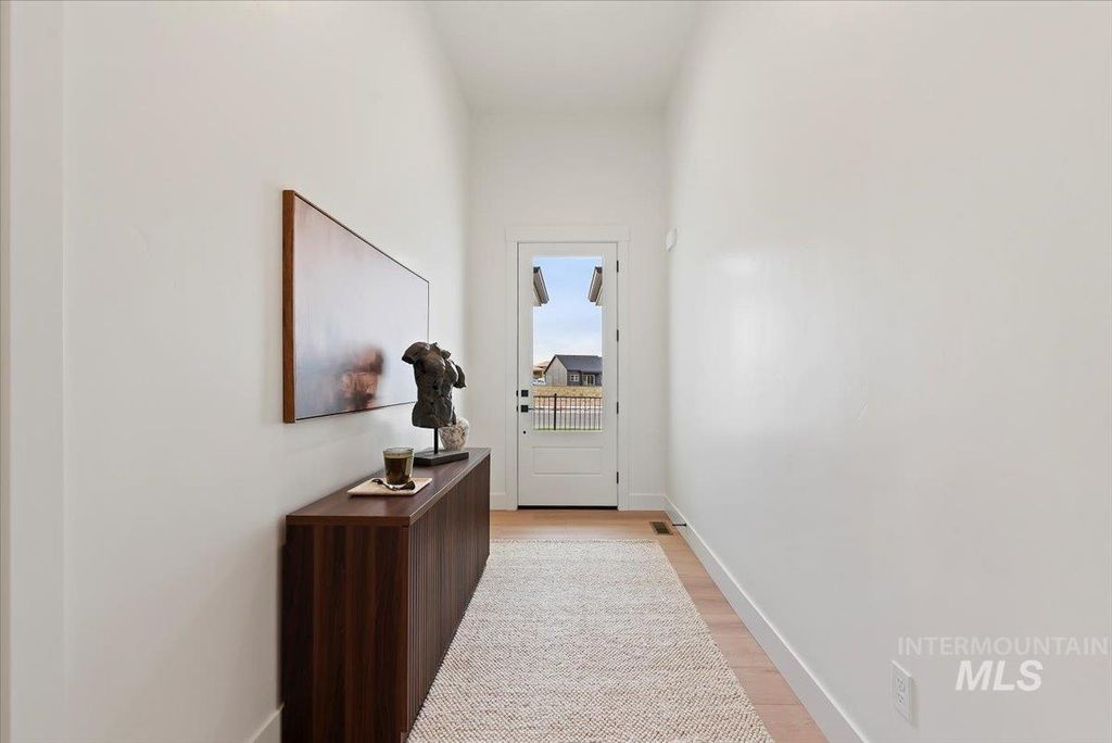 Photo of 10466 W Shumard Drive, Star, ID 83669 (MLS # 98972775)