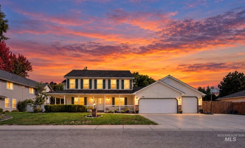 Photo of 794 E Martinique Dr, Meridian, ID 83642 (MLS # 99001392)