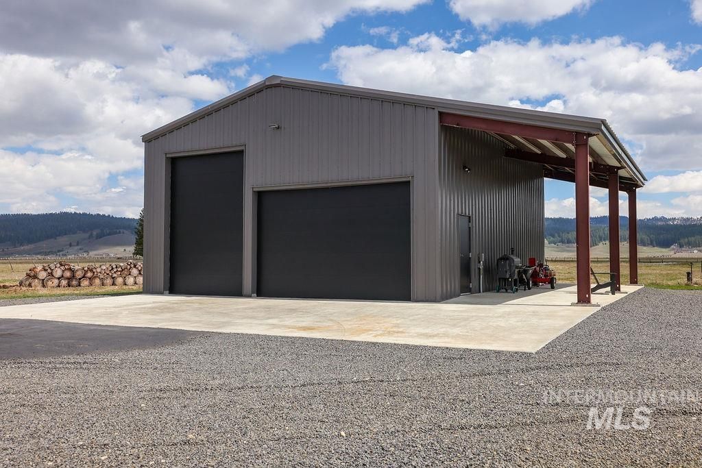 Photo of 13100 Farm To Market Road, Donnelly, ID 83615 (MLS # 98970324)