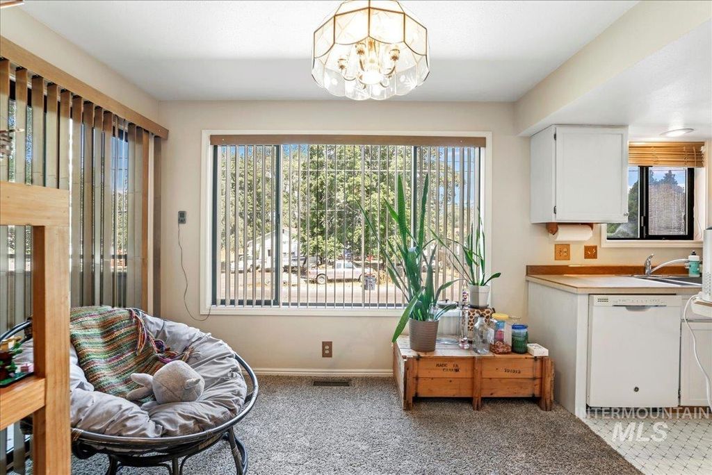 Photo of 355 Elm St N St #2-A, Twin Falls, ID 83301 (MLS # 98955327)