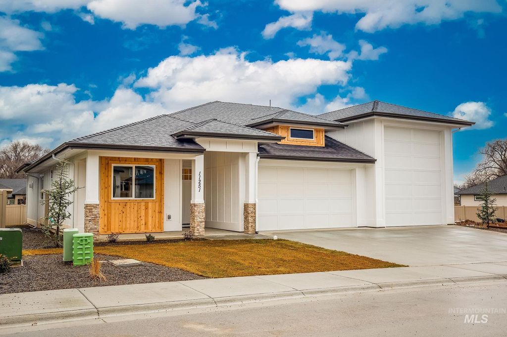 Photo of 7838 W Flathead Lake St, Eagle, ID 83616 (MLS # 98965218)