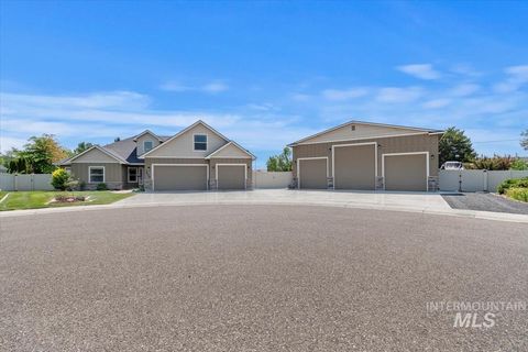 Photo of 2630 Dogwood Ave, Fruitland, ID 83619 (MLS # 98961771)